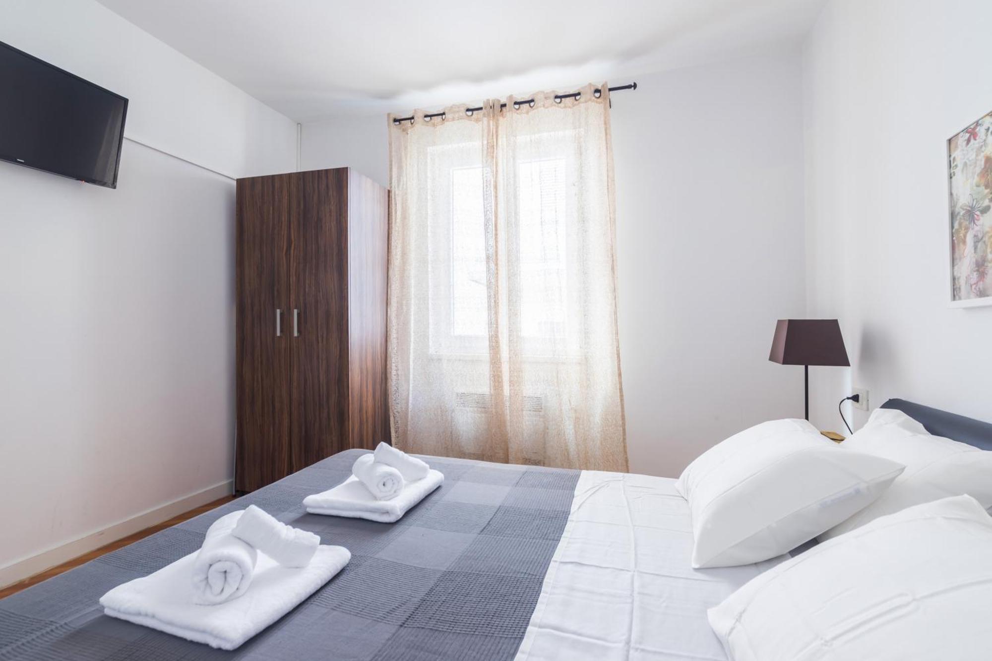 M&a Apartment *